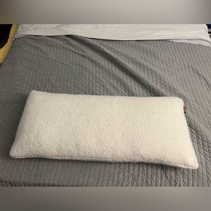 UGG Sherpa Bodypillow